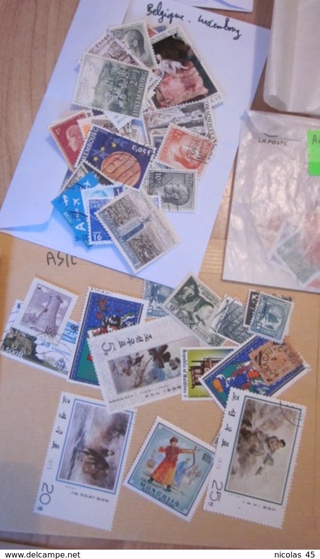 Énorme lot de timbres du monde (voir description)  A saisir