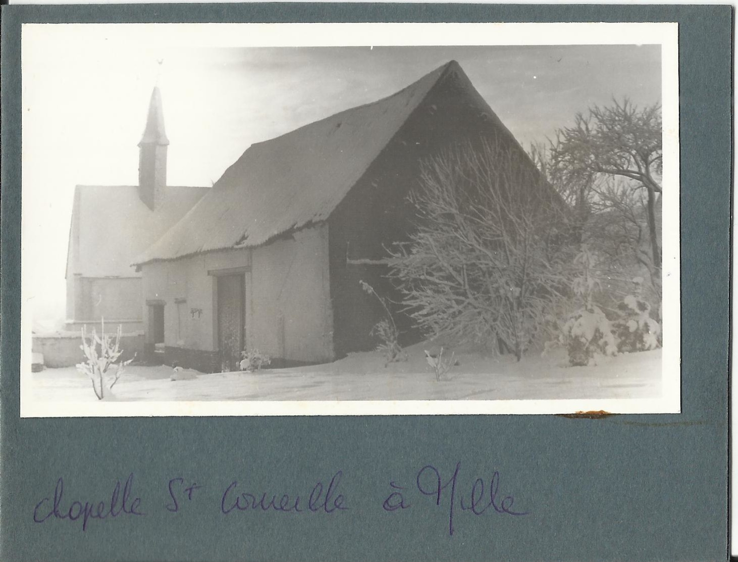 BEAUVECHAIN - Chapelle St Corneille à Mille (photo (11x6.5cm) - Beauvechain