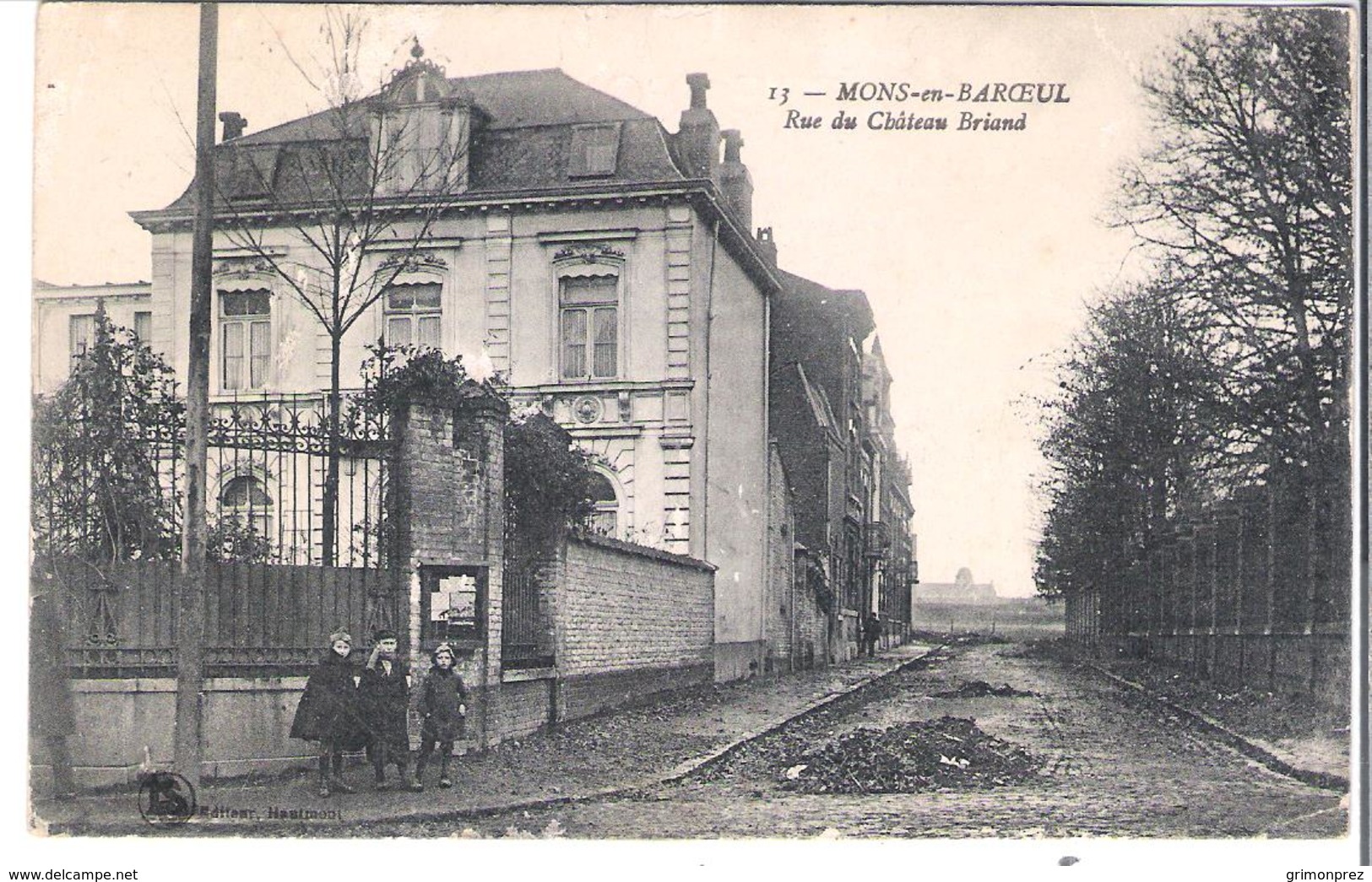 CPA NORD  MONS-EN-BAROEUL Rue Du Château Briand   LS Hautmont N°13 (pli D'angle ) - Autres & Non Classés