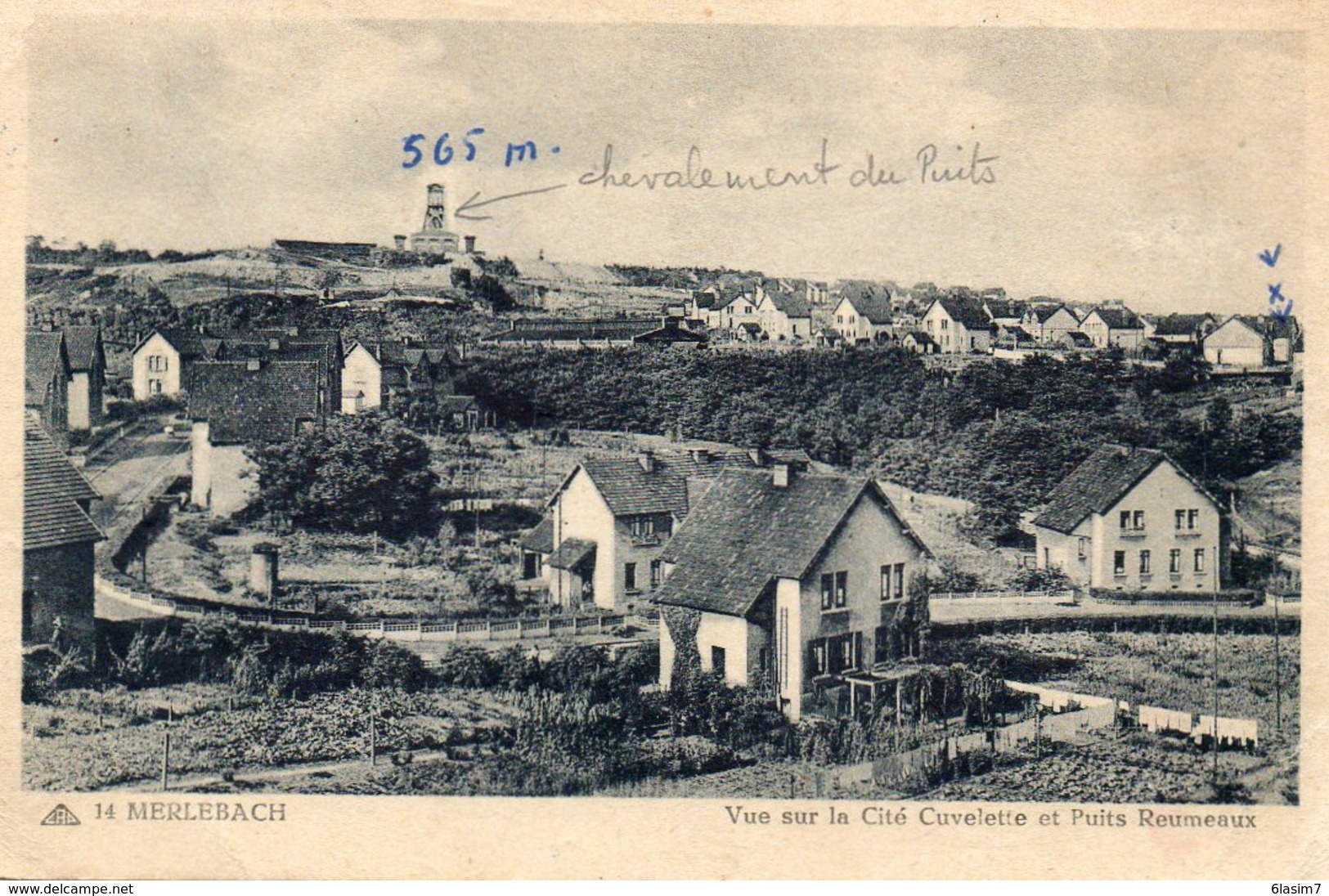 CPA - MERLEBACH (57) - Aspect Du Chevalement Du Puits De Mines Reumeaux Et De La Cité Cuvelette - Années 30 - Otros & Sin Clasificación