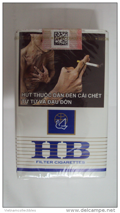 Vietnam Viet Nam Hoa Binh Empty Soft Pack Of Tobacco Cigarette - Zigarettenetuis (leer)