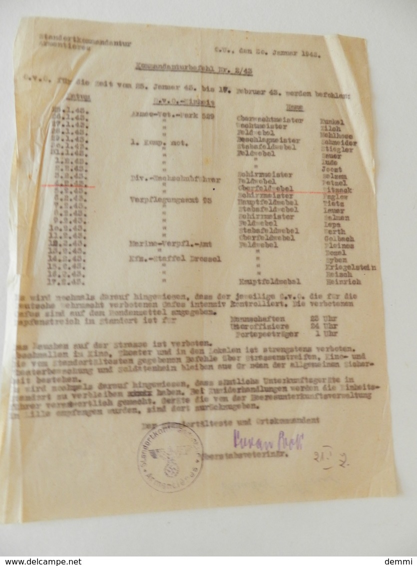 Militaria - Armentières - 5 Documents écrits En Allemand - Cachets De La Standortkommandantur D'Armentières - 1942 - Documents