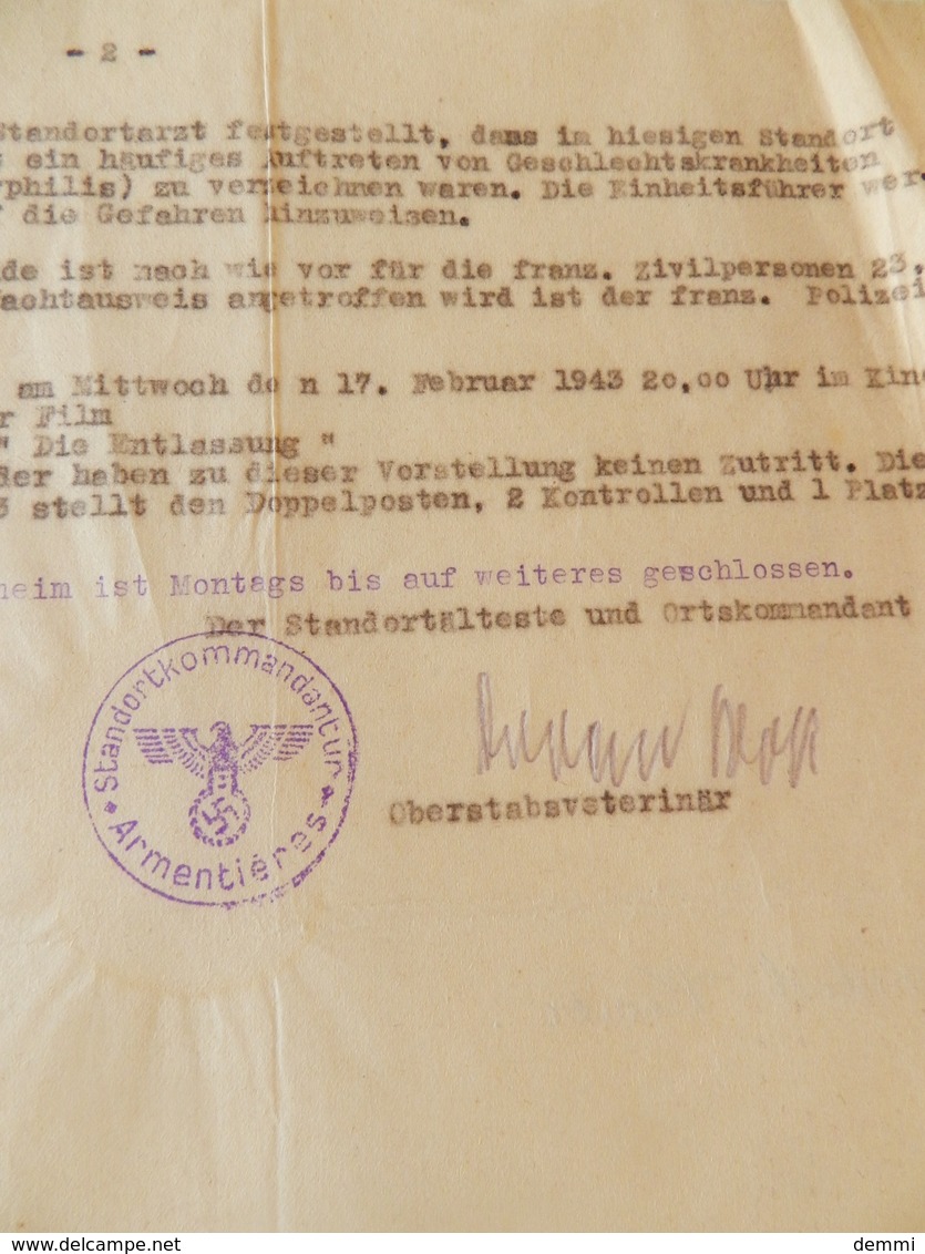 Militaria - Armentières - 5 Documents écrits En Allemand - Cachets De La Standortkommandantur D'Armentières - 1942 - Documents