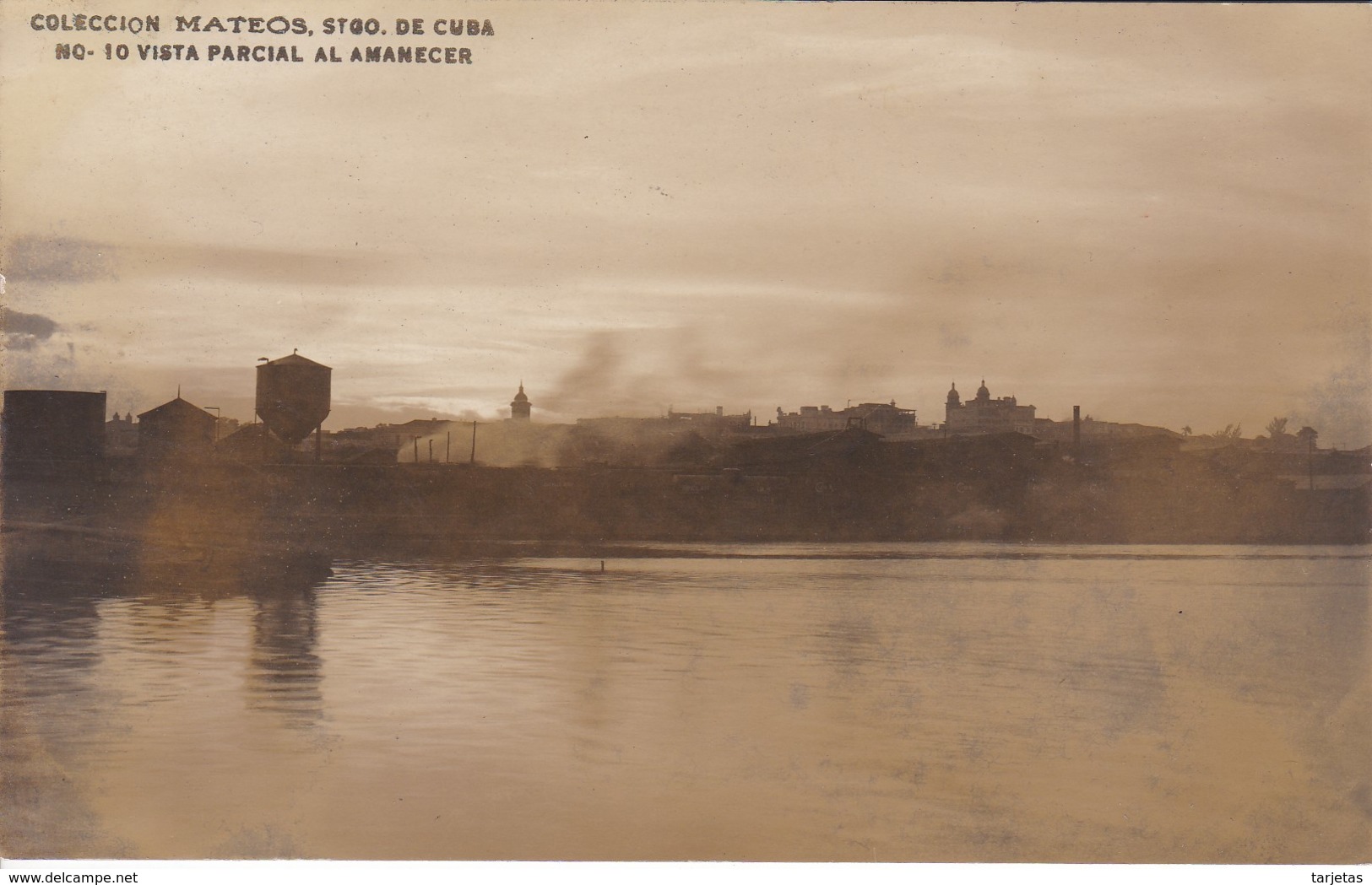 POSTAL DE SANTIAGO DE CUBA DE UNA VISTA PARCIAL DEL AMANECER (CUBA) (COLECCION MATEOS) - Cuba