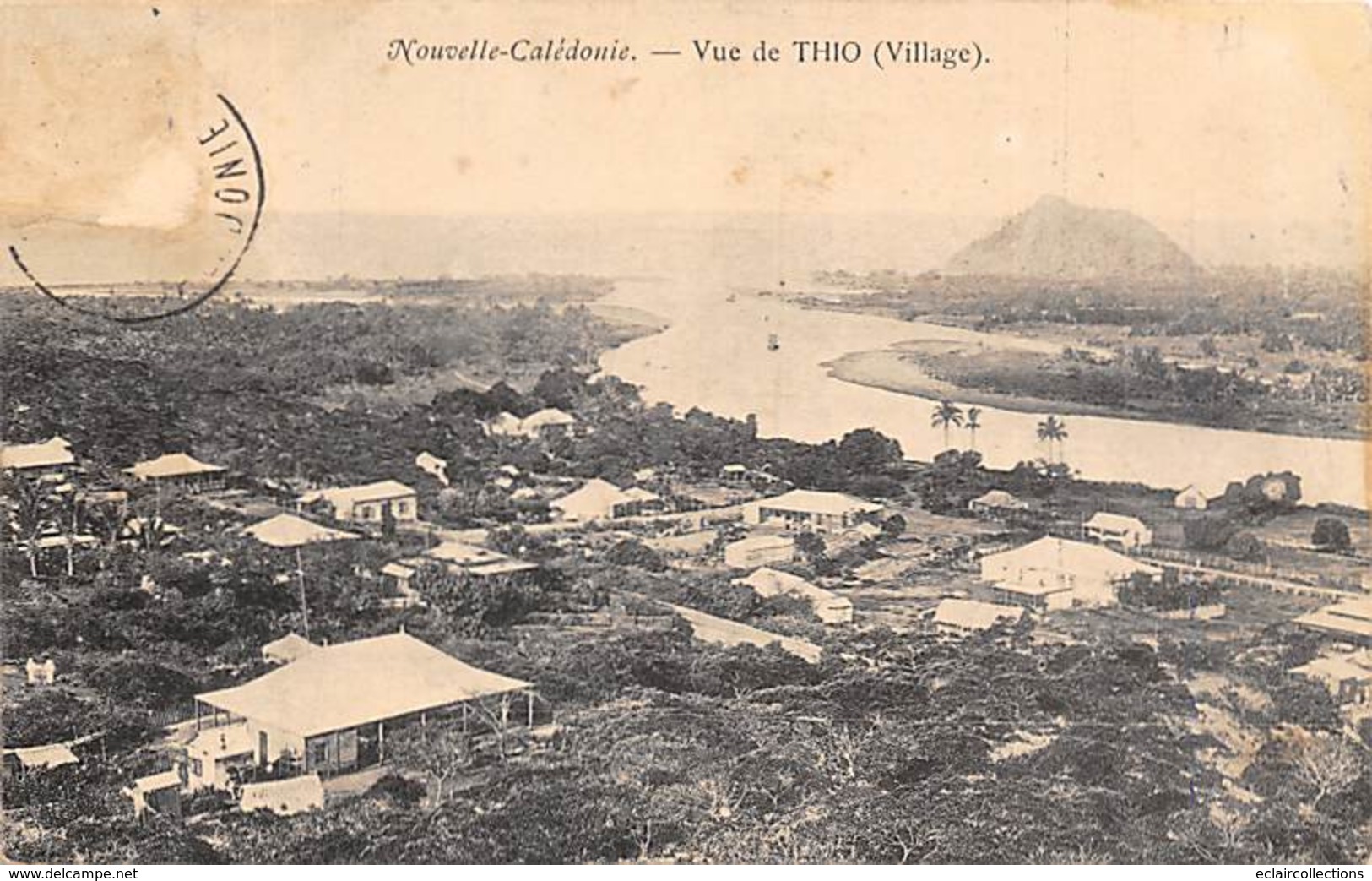 Océanie.  Nouvelle Calédonie .  Thio    Vue Du Village    (voir Scan) - Nuova Caledonia