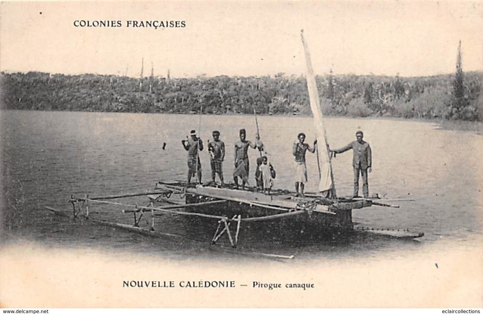 Océanie.  Nouvelle Calédonie .  Pirogue  Canaque      (voir Scan) - Nouvelle-Calédonie