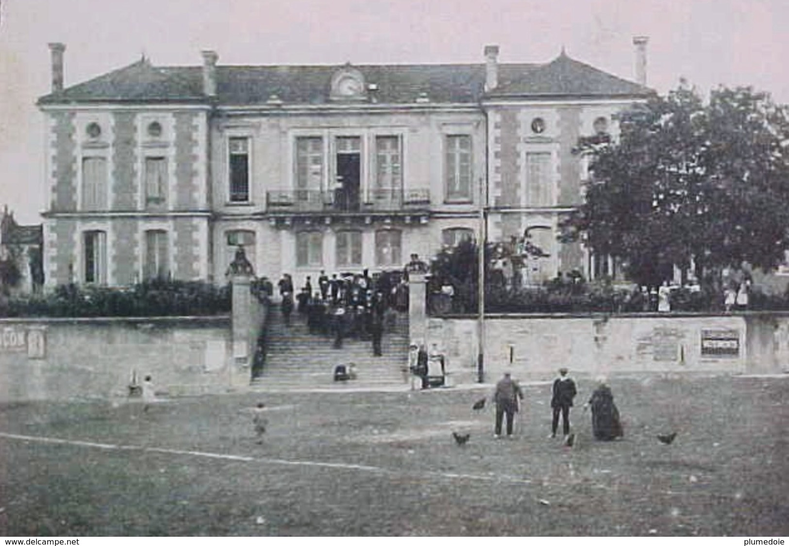 RARE Cpa 16 SAINT AMANT DE BOIXE , Animée , MAIRIE Et ECOLE , 1915 , élèves , CHARENTE ,   éditeur J.S.D - Autres & Non Classés