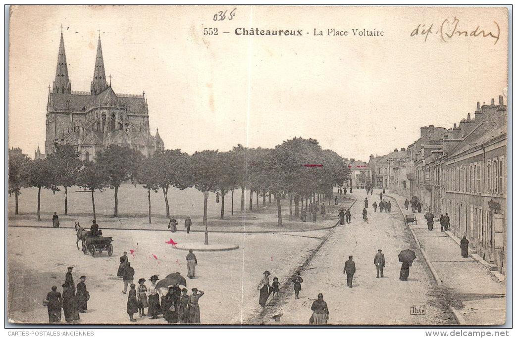 36 CHATEAUROUX - La Place Voltaire - Chateauroux