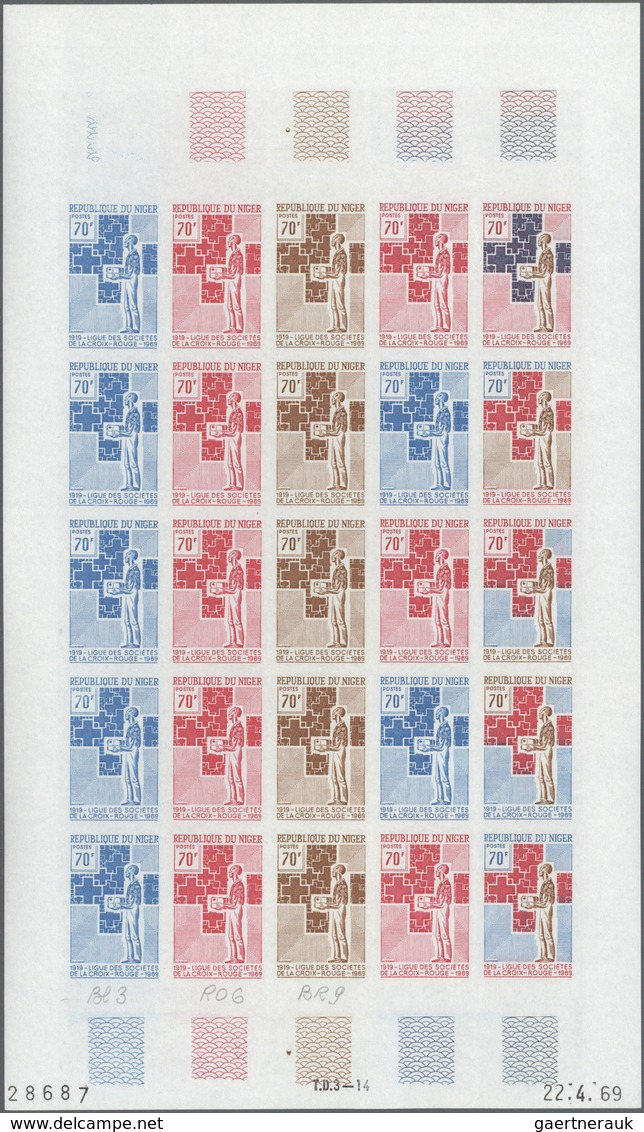 Thematik: Rotes Kreuz / Red Cross: 1969, Niger. Complete Set "50th Anniversary Of The League Of Red - Rotes Kreuz