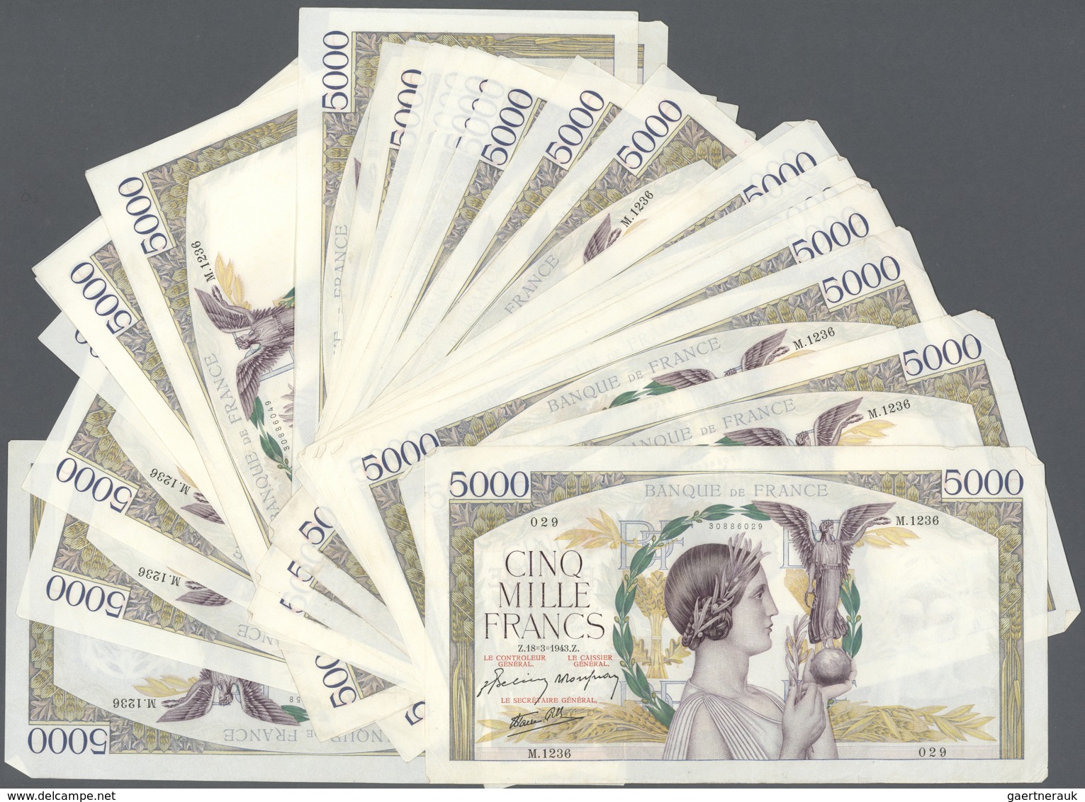 France / Frankreich: Large Lot Of 29 MOSTLY CONSECUTIVE Notes Of 5000 Francs "Victoire" 1943 P. 97 W - 1955-1959 Sovraccarichi In Nuovi Franchi