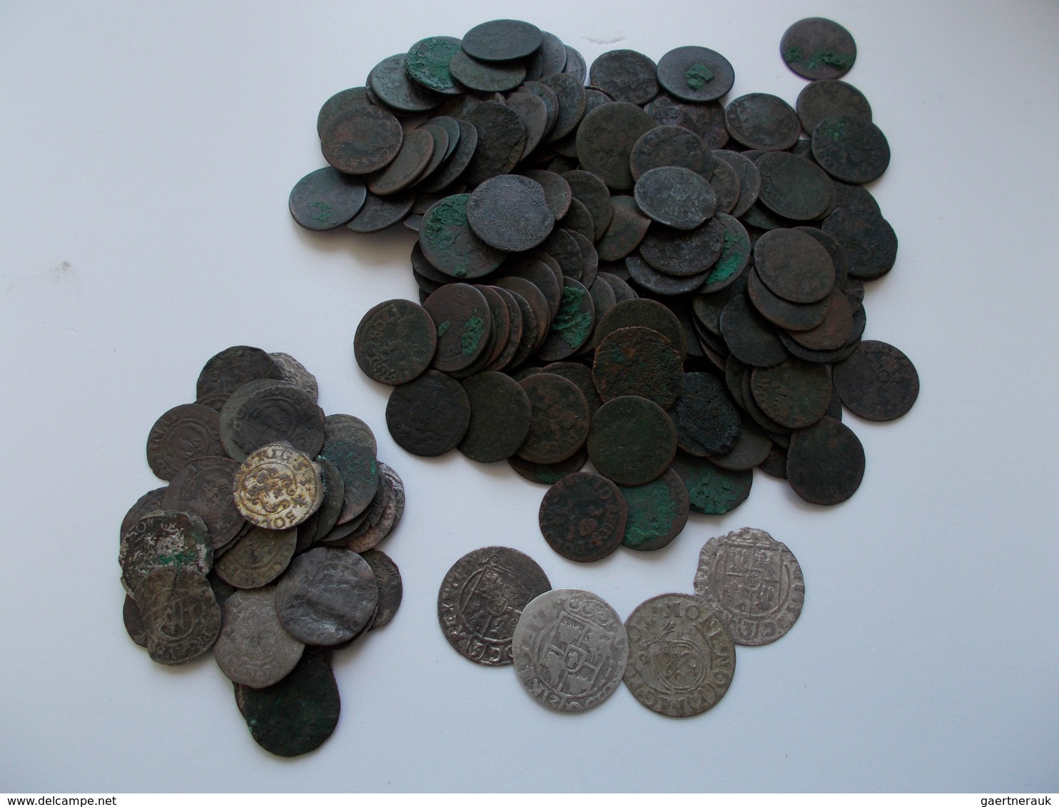Polen: über 200 Diverse Kleinmünzen Aus Dem 17. Jahrhundert Aus Der Polnischen Und Deutschen Ostseek - Pologne
