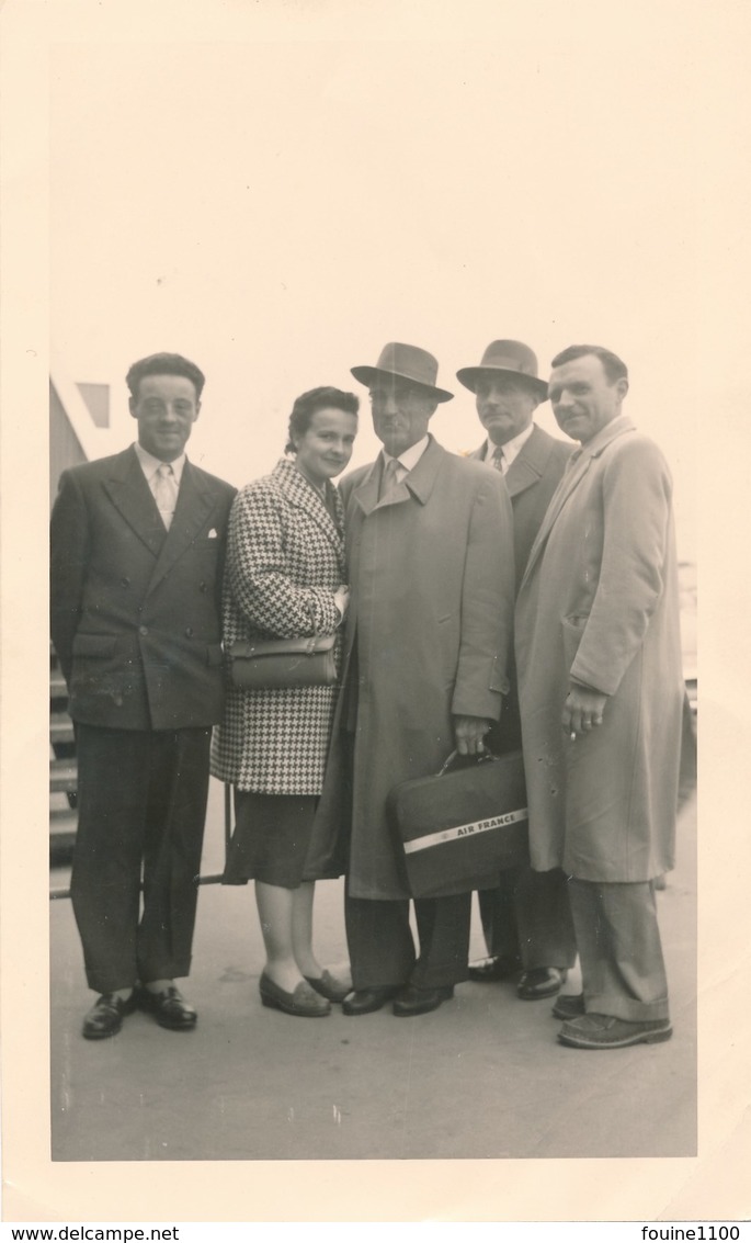 Photo Souple De Personnes Avec Valise Air France ( Recto Verso ) - Cartoncini Da Visita