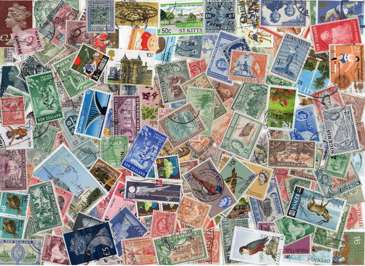 GB And COMMONWEALTH Collection Of 200 Used Stamps - Collections (sans Albums)