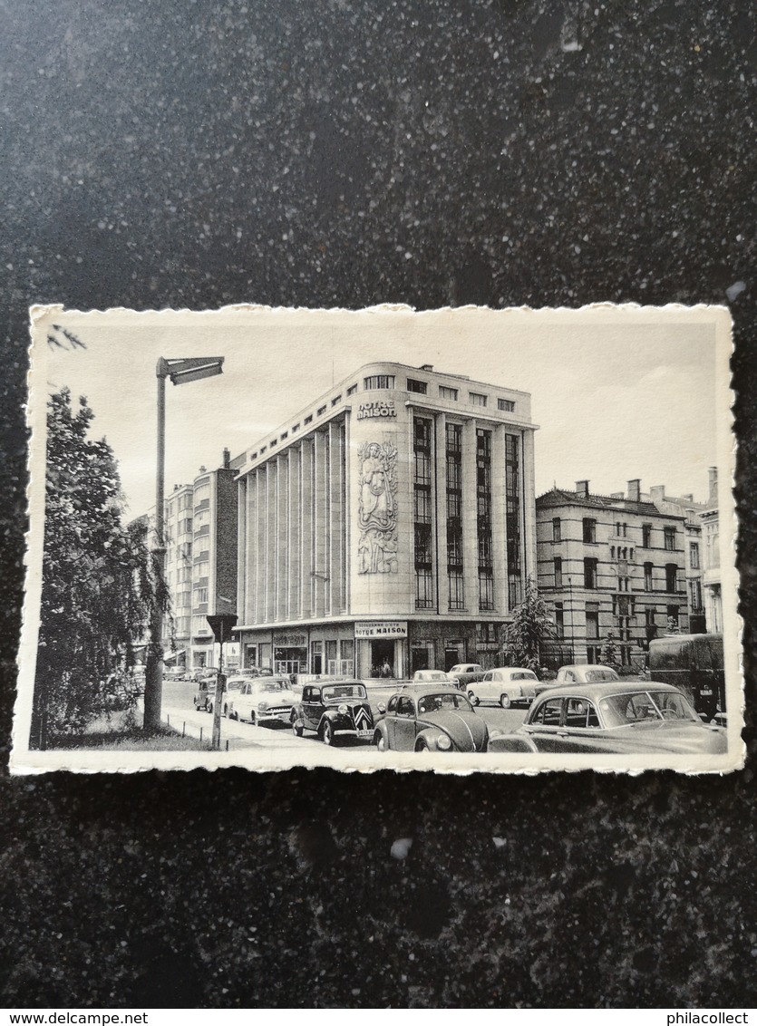 Charleroi // Boulevard Tirou Et Notre Maison (Citroen Traction - VW Beetle) 19?? - Charleroi