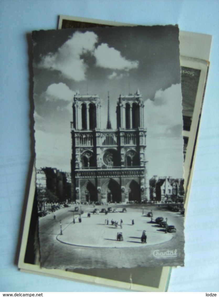 Frankrijk France Frankreich Parijs Paris LNotre Dame Et La Place Du Parvis - Notre-Dame De Paris