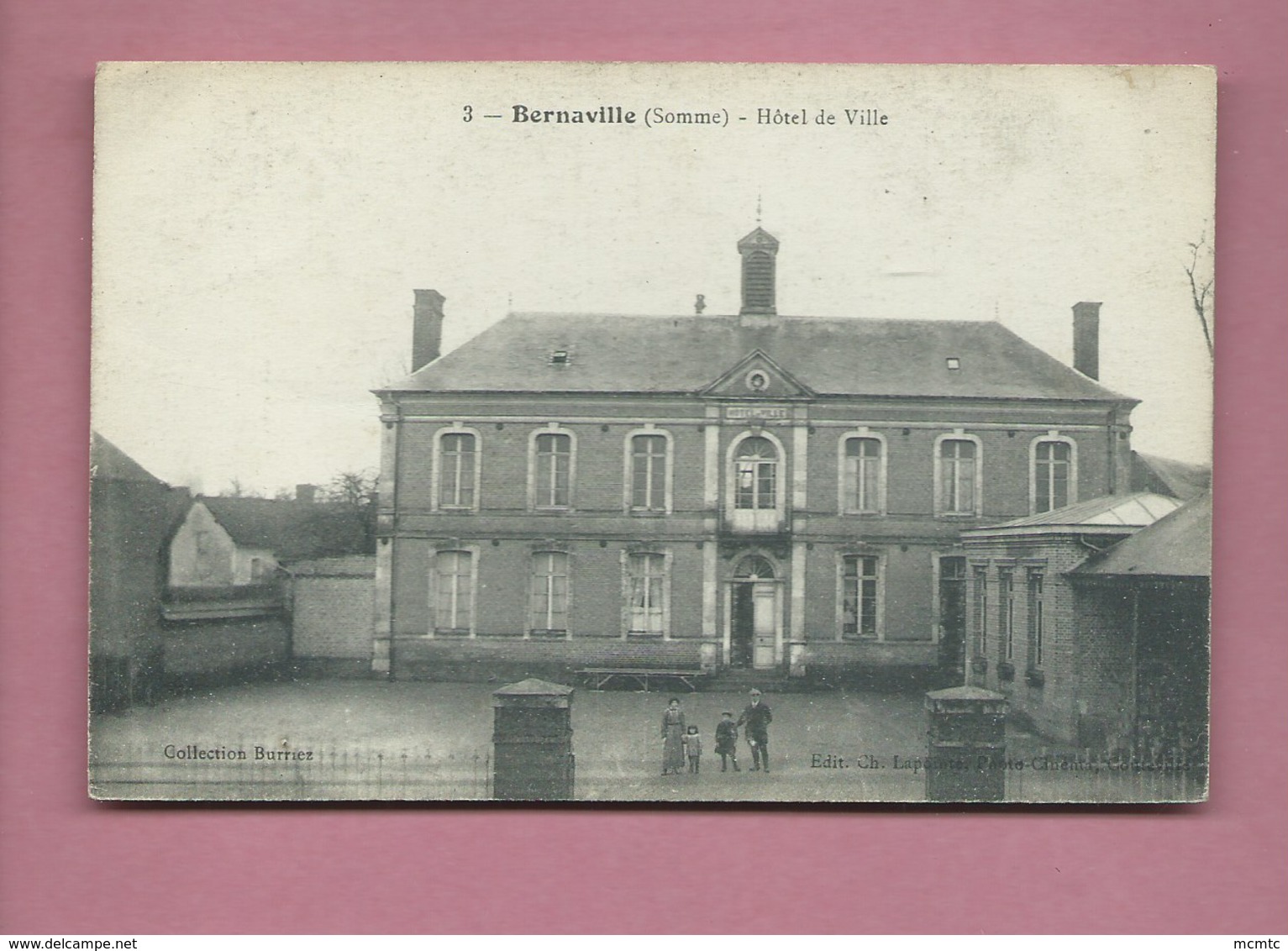 CPA - Bernaville  - Hôtel De Ville - Autres & Non Classés