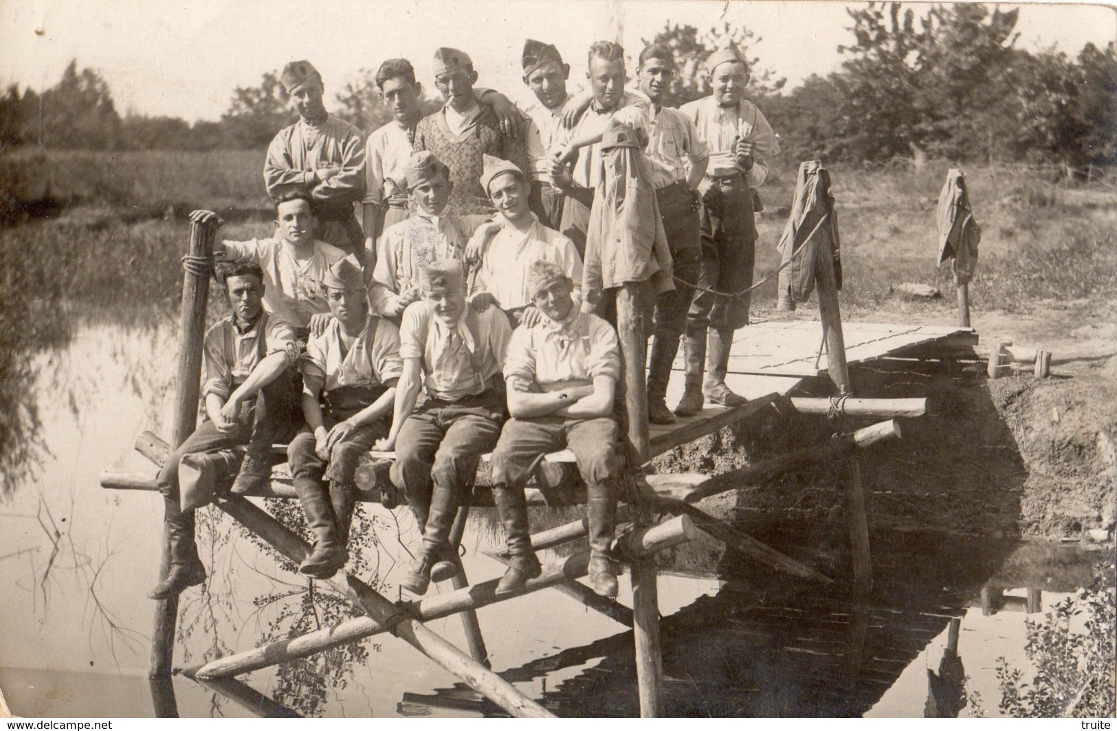 AVIGNON 7 EM REGIMENT DU GENIE PONT PROVISOIRE POUR PASSAGE DE VOITURE MITRAILLEUSE (CARTE PHOTO) - Avignon