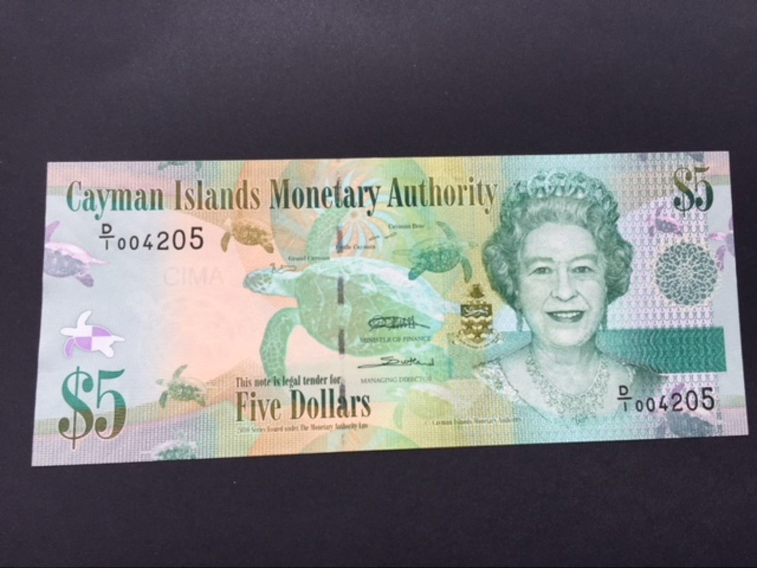 CAYMAN P39 5 DOLLARS 2010 UNC - Iles Cayman