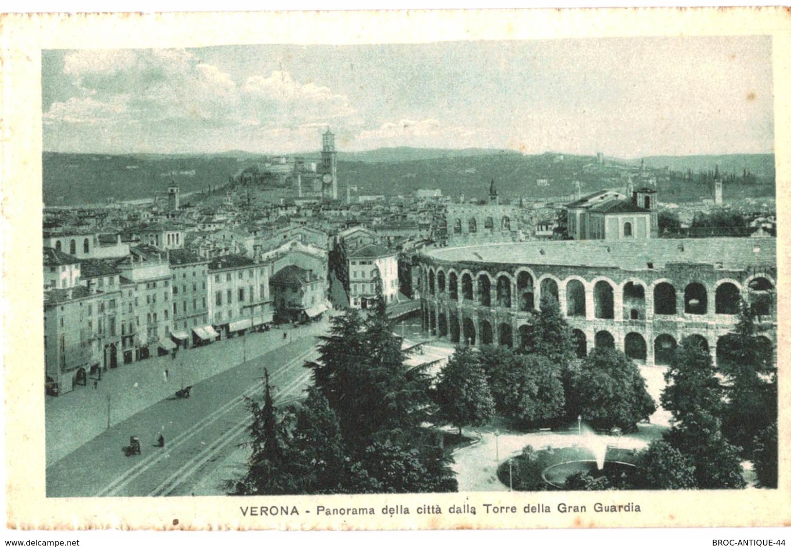 CPA N°22908 - LOT DE 12 CARTES DE VERONA - ARENA - DONT UNE GRAVURE OU LITHO OU DESSIN