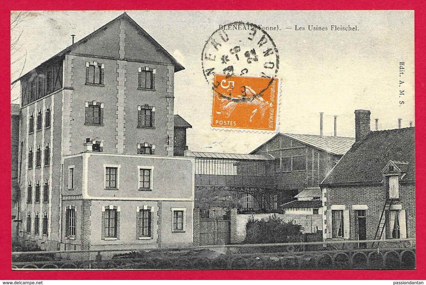 CPA Bléneau - Les Usines Fleischel - Bleneau