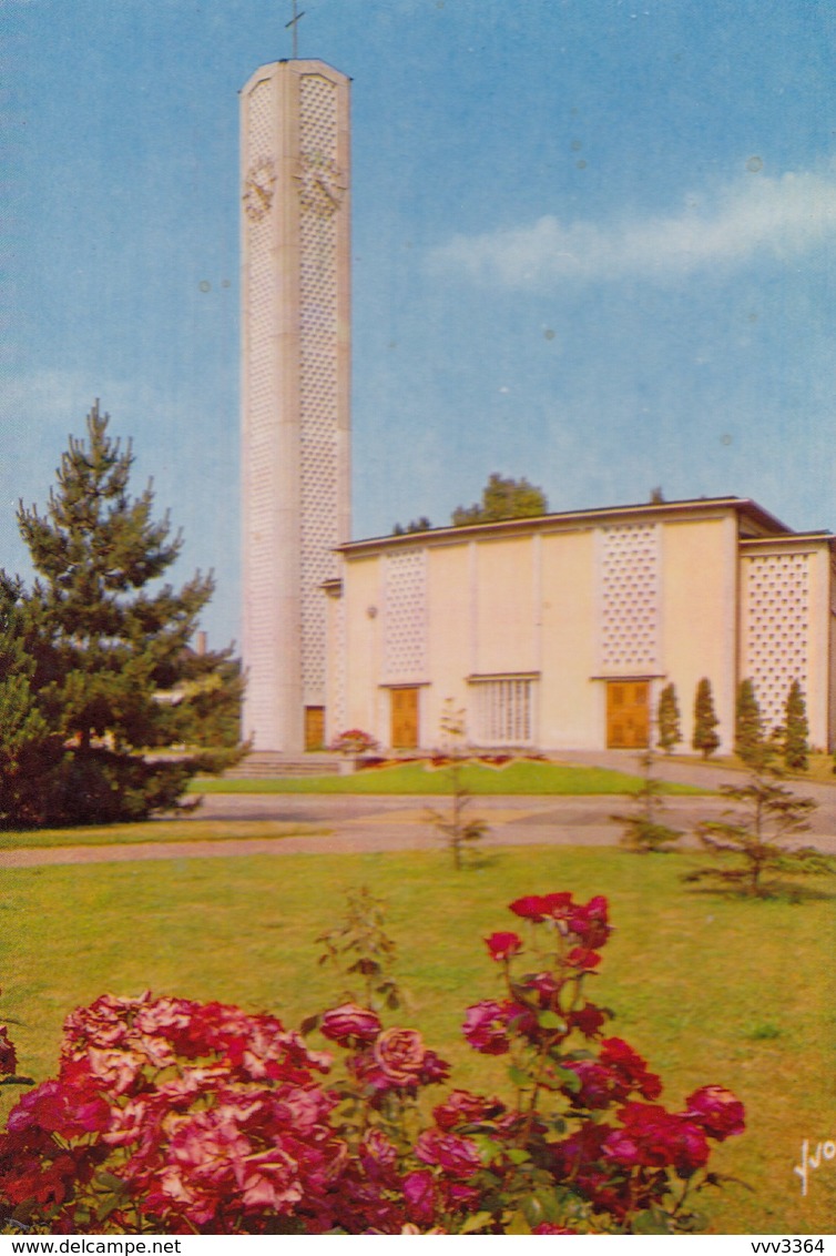 WITTENHEIM: L'Eglise Sainte-Marie Avec Son Parc - Wittenheim