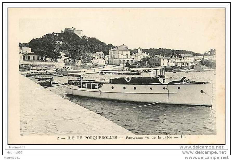 83 ILE DE PORQUEROLLES - PANORAMA VU SUR LA JETEE - Porquerolles