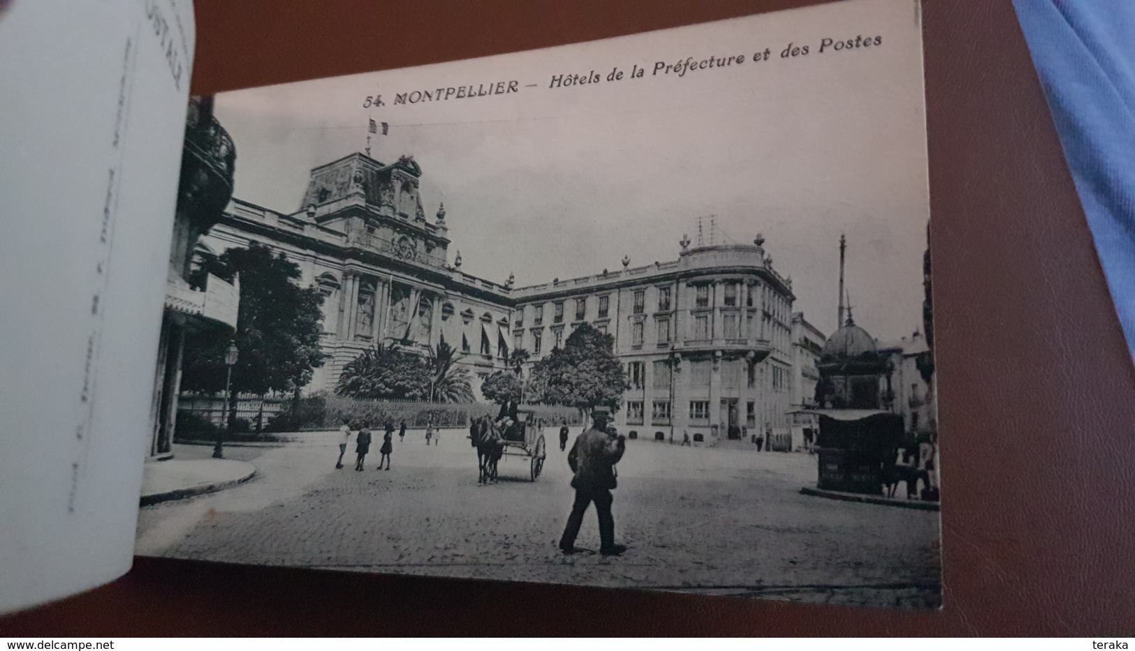 Album souvenir de 12 CPA de Montpellier