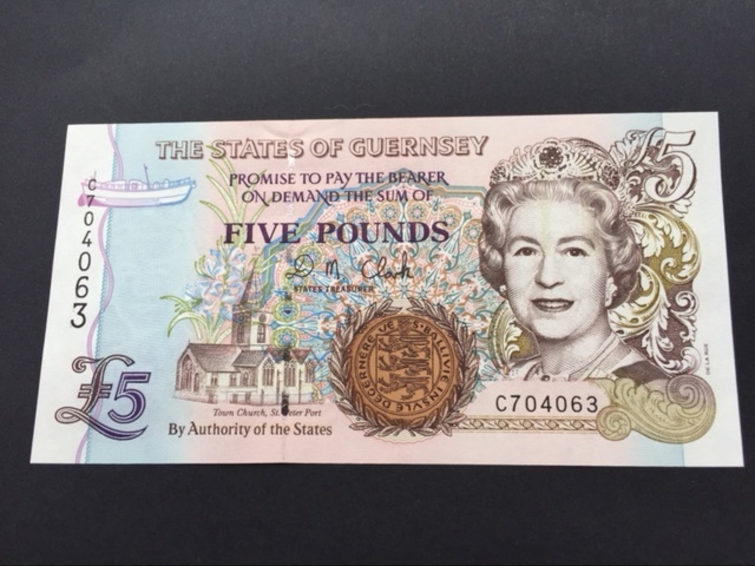 GUERNESEY P56 5 POUND 1996 UNC - Guernesey