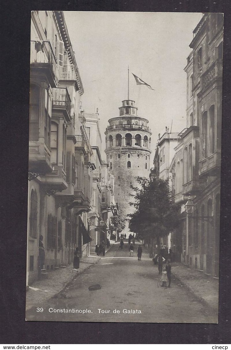 CPA TURQUIE - CONSTANTINOPLE - Tour De Galata - TB PLAN Petite RUE CENTRE VILLE - TB ANIMATION TB Photographie - Turquie