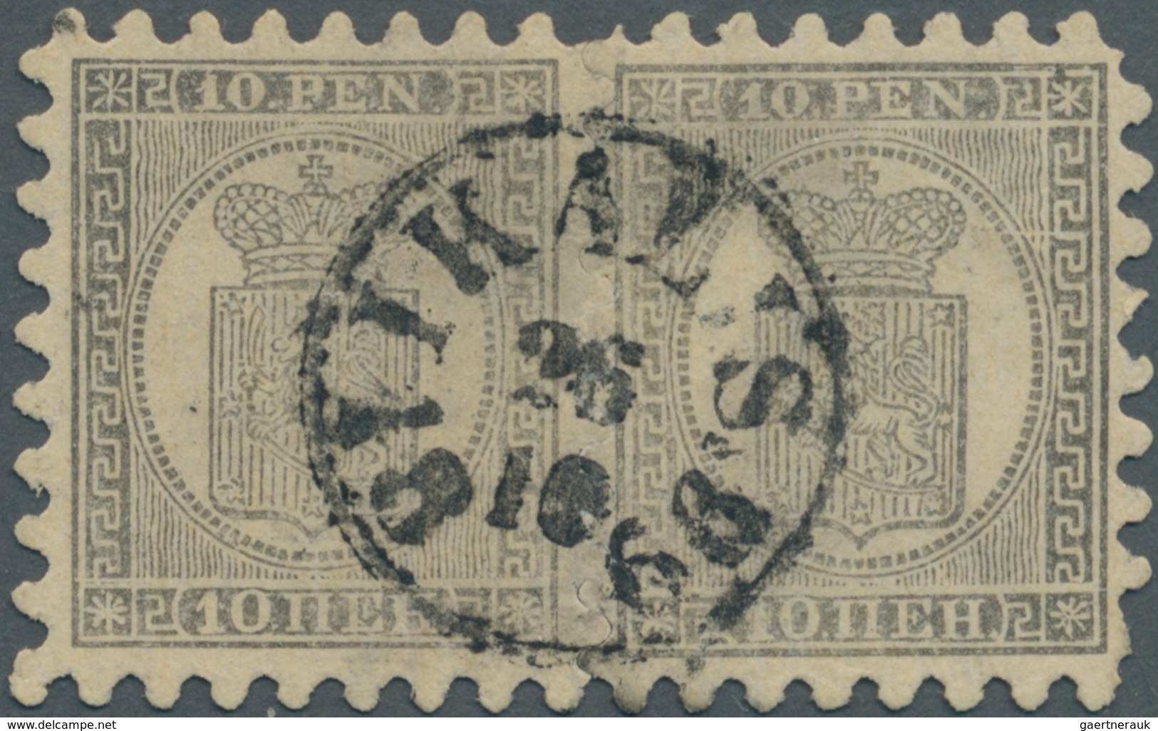 Finnland: 1866, Wappen 10 P Grau Auf Gestreiftem Sämischem Papier Im Paar Mit Nahezu PERFEKTEM Zunge - Unused Stamps