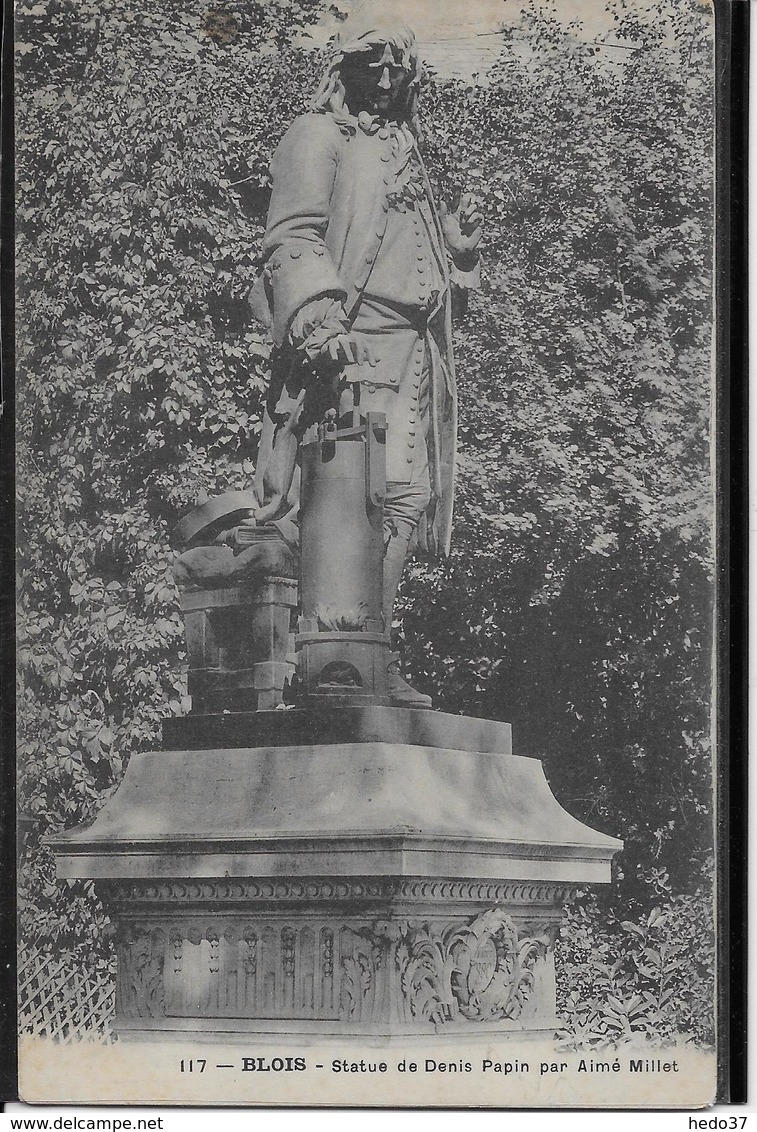 Blois - Statue De Denis Papin - Blois