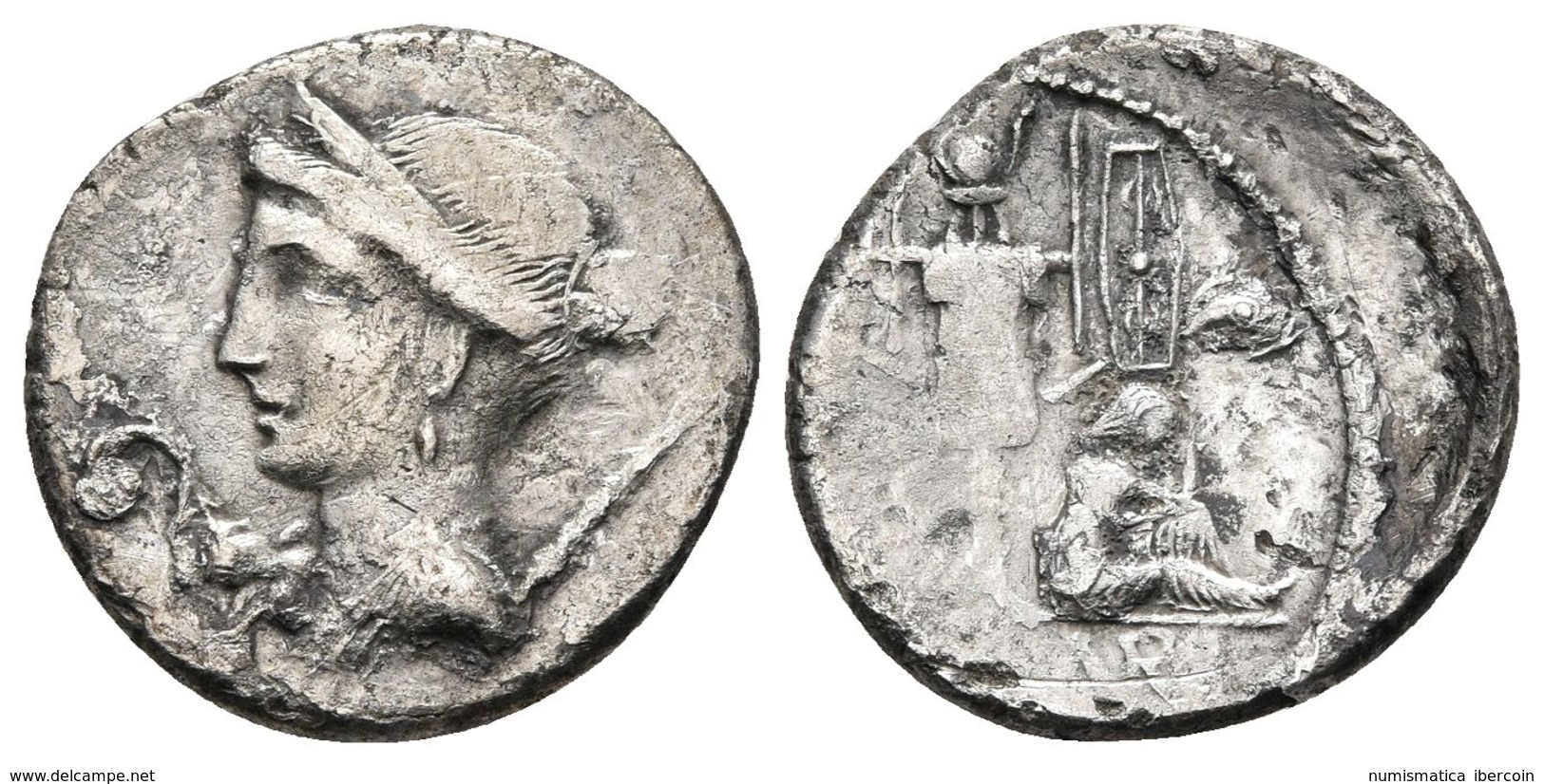 JULIO CESAR. Denario. 46-45 A.C. Ceca Militar Móvil (Hispania). A/ Busto Drapeado De Venus A Izquierda, Delante Lituus Y - Röm. Republik (-280 / -27)