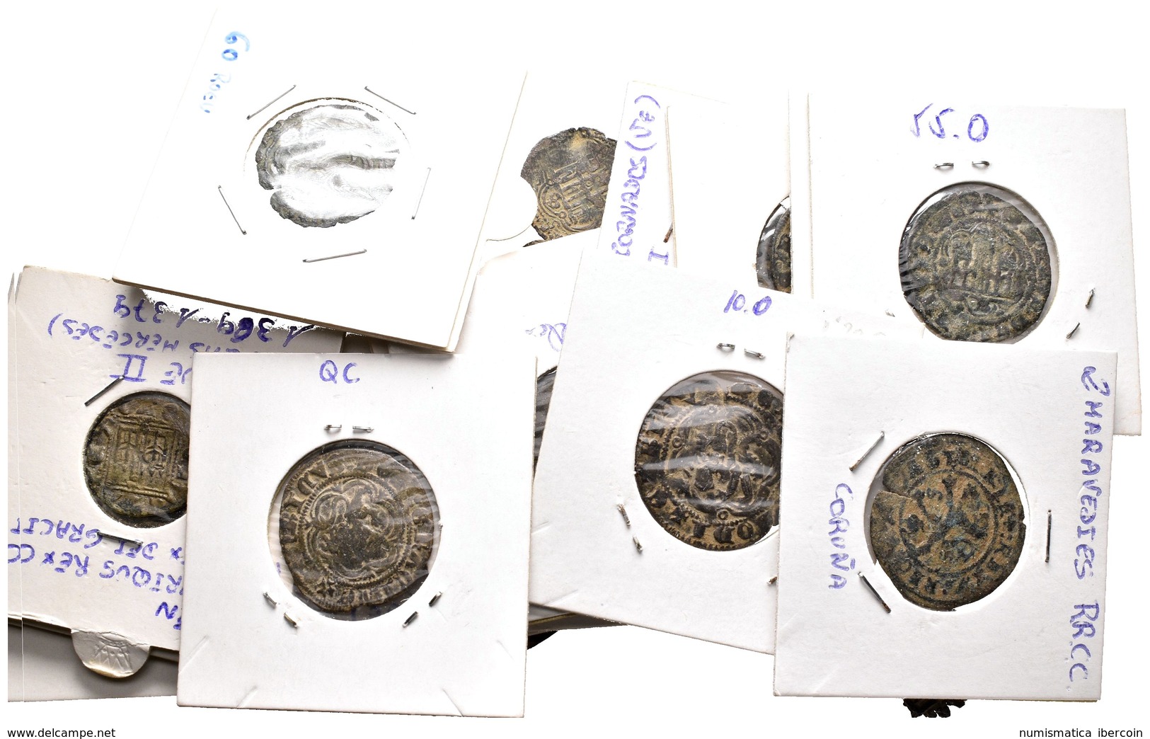 EPOCA MEDIEVAL. Lote Compuesto Por 30 Monedas Medievales Diferentes. Conteniendo Blancas, Blancas De Rombo, Novén, 1/2 C - Other & Unclassified