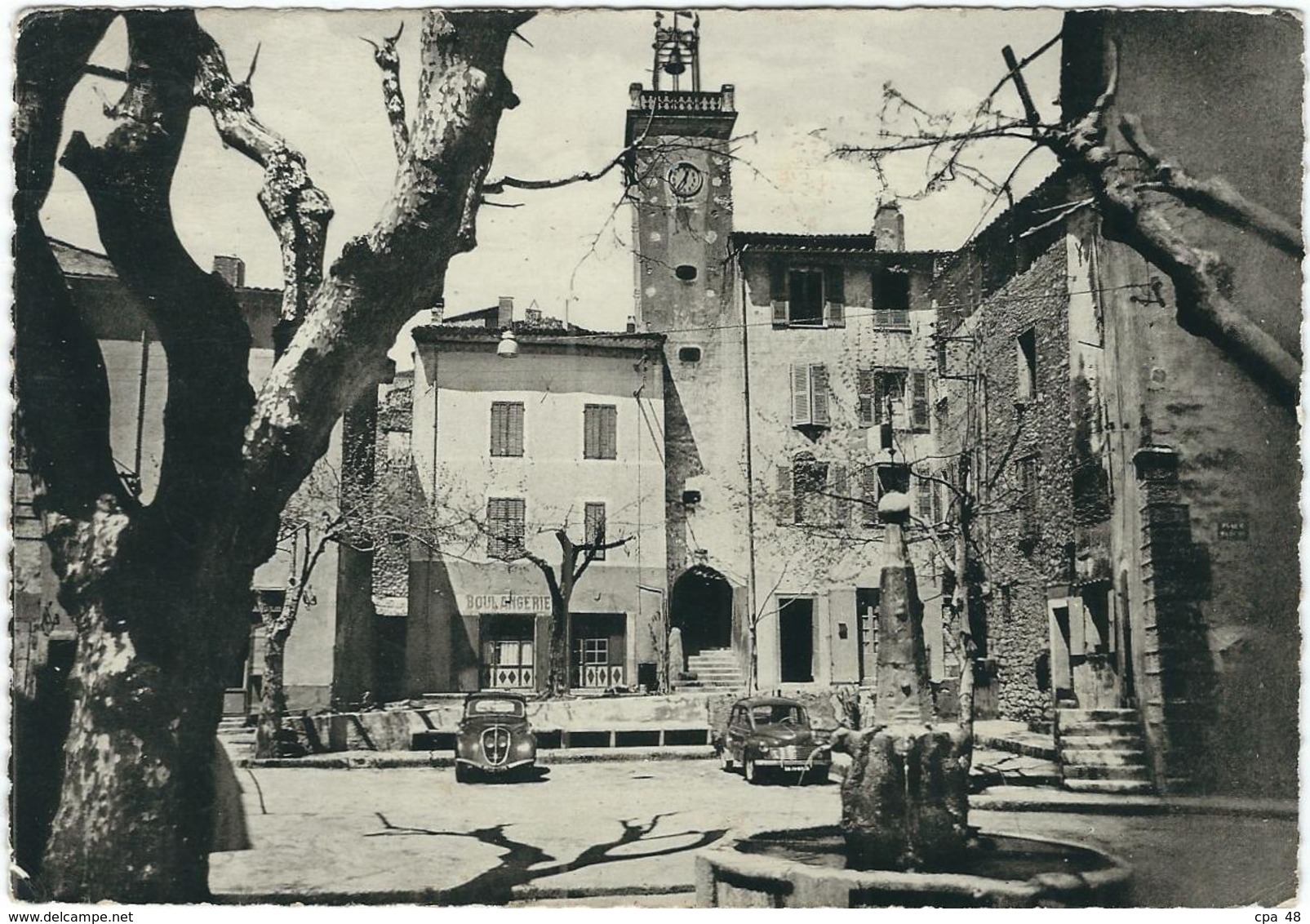 Var, Signes : Place Du Marché - Signes