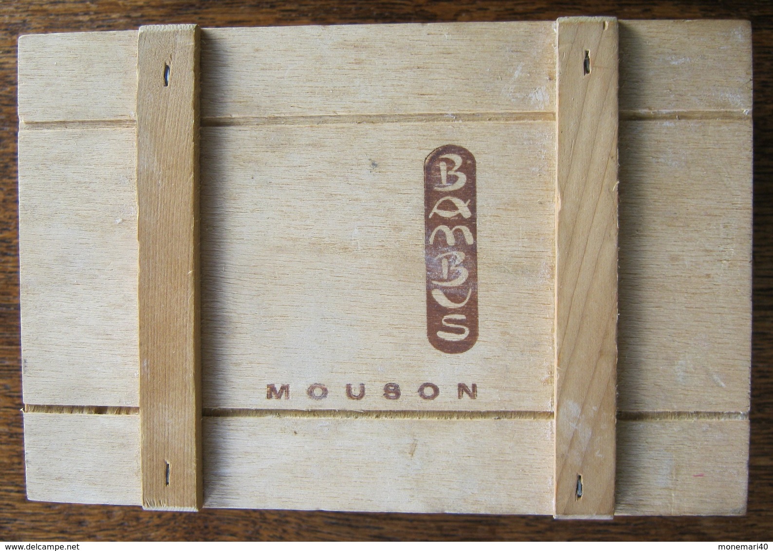 MOUSON- BAMBUS - ANCIENNE BOÏTE EN BOIS.