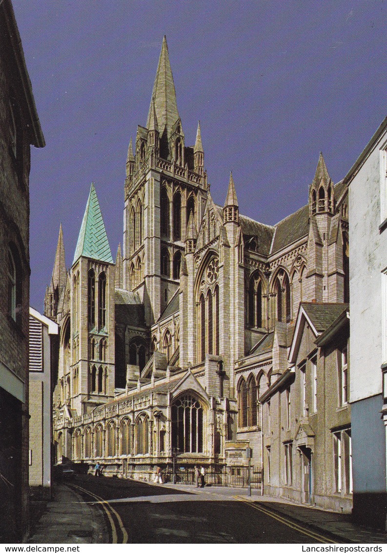 Postcard Truro Cathedral  My Ref  B23126 - Other & Unclassified