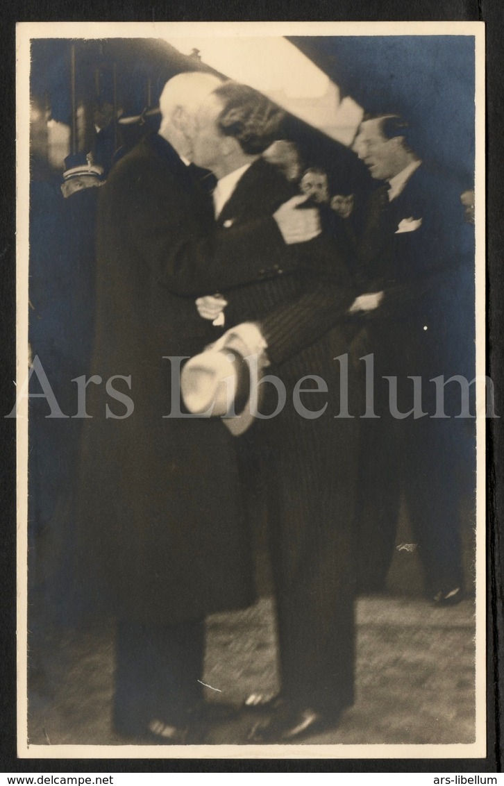 Postcard / ROYALTY / Belgique / België / Roi Leopold III / Koning Leopold III / Roi Gustave V / Sweden / Suède / 1937 - Chemins De Fer, Gares