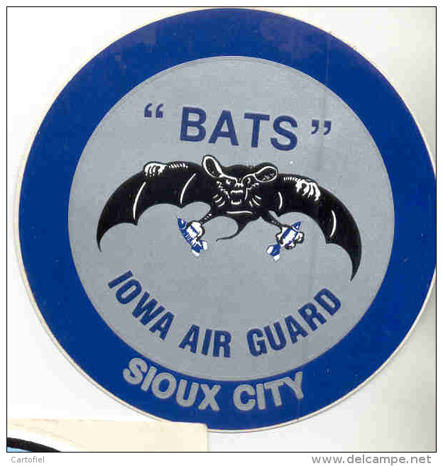 BATS-IOWA-AIR GUARD-SIOUX-CITY--STICKER -AUTOCOLLANT-ORIGINAL-RARE-NOT USED-PERFECT CONDITION ! ! ! - Luchtvaart