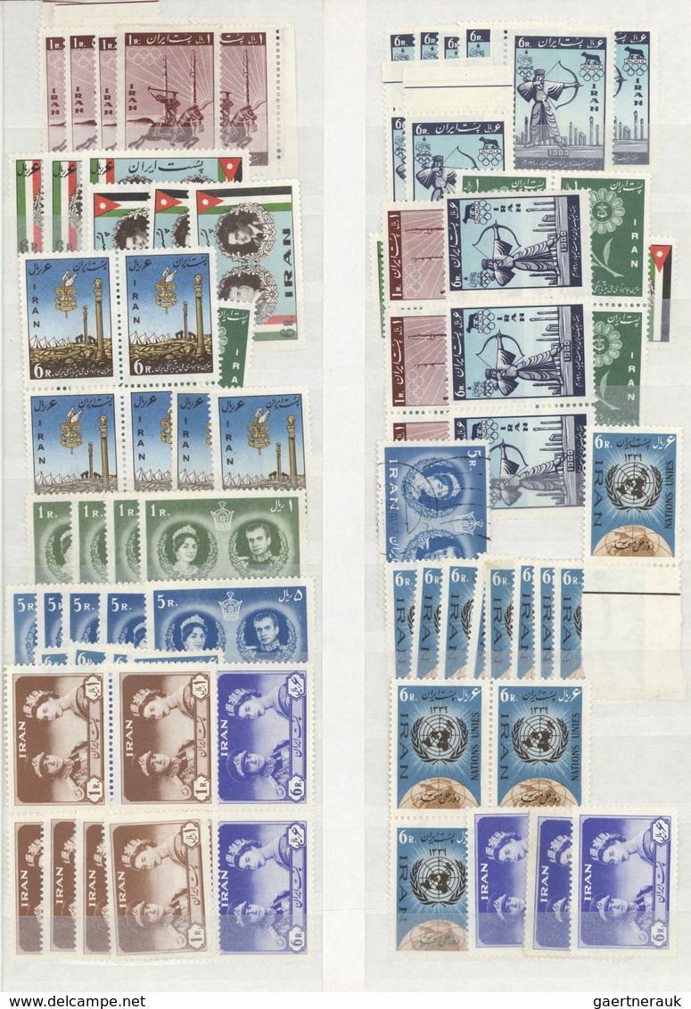 Iran: 1935/1987, comprehensive mint and used accumulation in two stockbooks, well sorted throughout