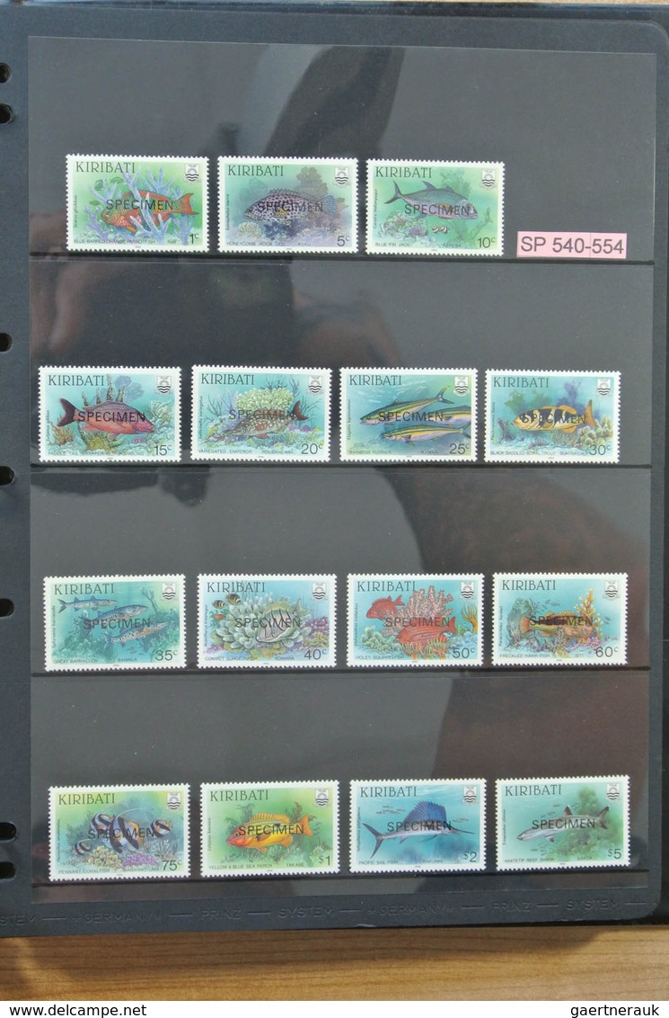 Kiribati (Gilbert-Inseln): 1979-2008. Apparently complete, MNH collection Kiribati 1979-2008 in 2 al