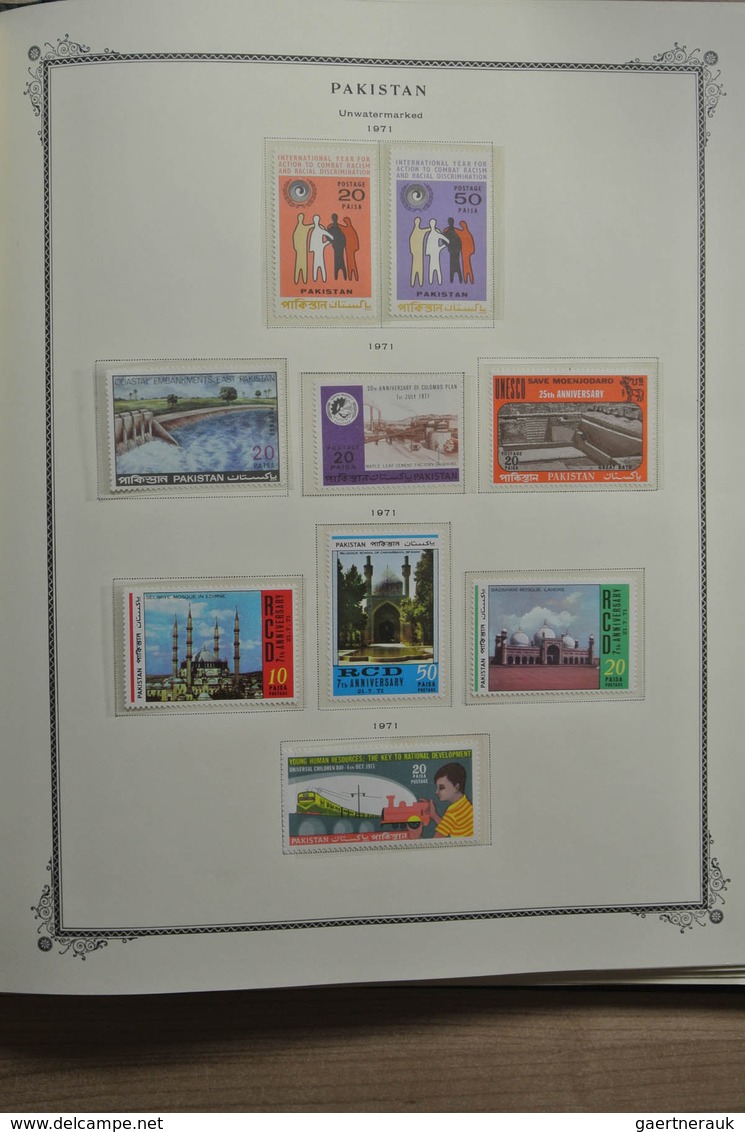 Pakistan: 1947-1973. Overcomplete, MNH, mint hinged and used collection Pakistan 1947-1973 in Scott