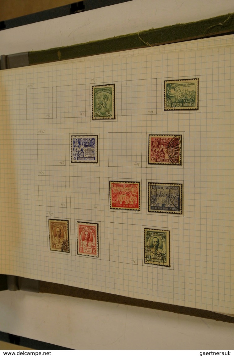 Asien: Mint and used collection Indonesia 1950-1966, Israel 1948-1968 and Japan 1876-1968. In old al