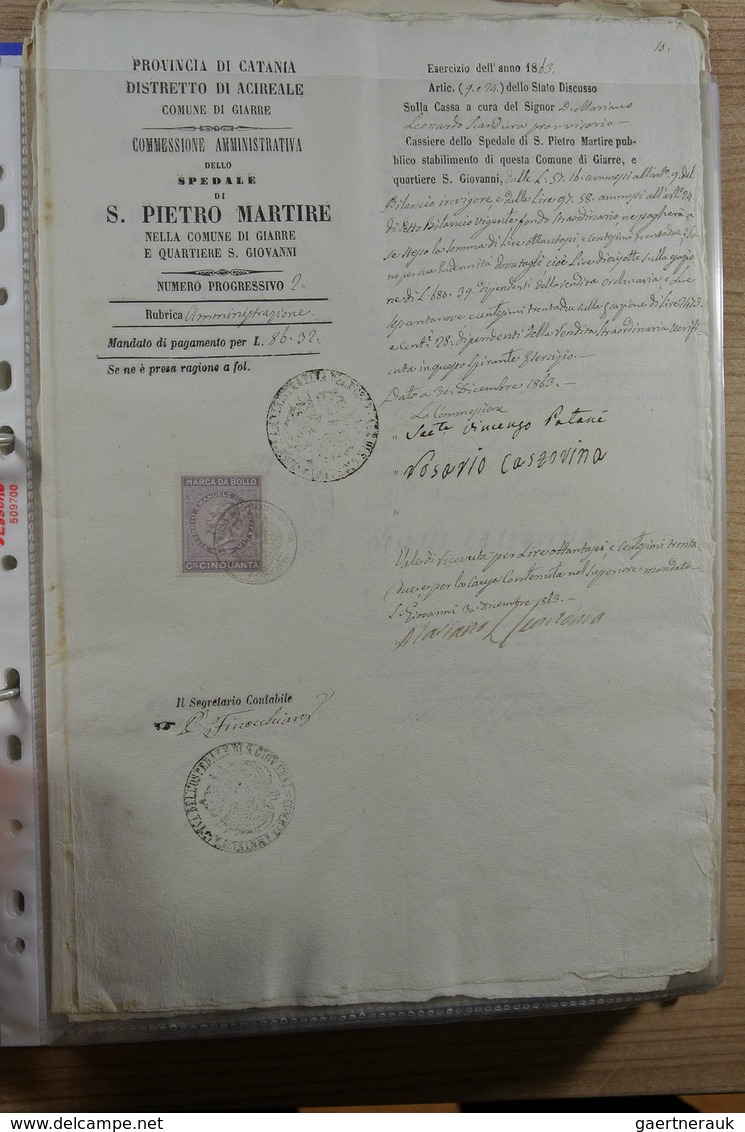 Italien: Two ordners with ca. 300 old covers and documents of Italy, including pre-philately, nice f