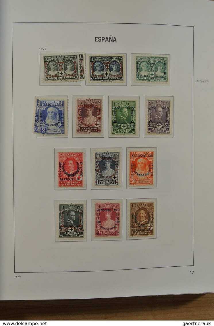 Spanien: 1850-2000. Well filled, MNH, mint hinged and used collection Spain and colonies in 6 Davo a