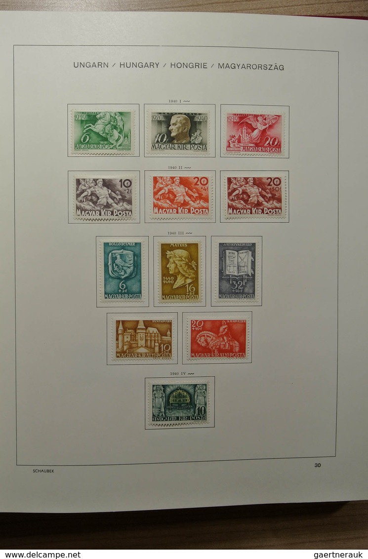 Ungarn: 1871-2000. Mostly mint hinged collection Hungary 1871-2000 in 4 Schaubek albums. From 1913 o