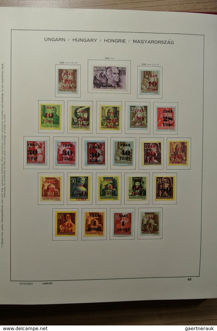 Ungarn: 1871-2000. Mostly mint hinged collection Hungary 1871-2000 in 4 Schaubek albums. From 1913 o