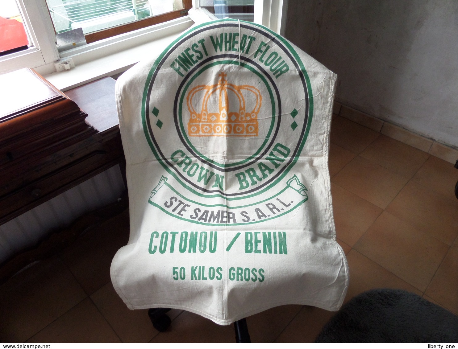 Finest WHEAT Flour CROWN BRAND Ste SAMER S.a.r.l. COTONOU / BENIN ( 50 Kilos Gross ) New Sac 96 X 60 Cm. (Cotton) 2 Pcs - Autres & Non Classés