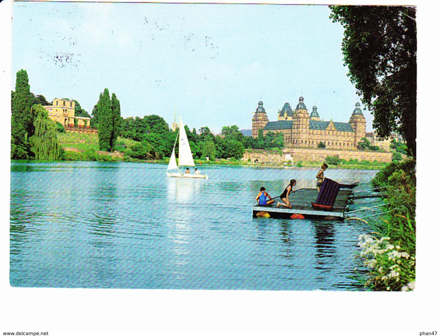 ASCHAFFENDURG Am Main Mainpatrie Mit Blick Auf Schlob Johannisburg, Voilier, Ponton, Enfants, 1980 - Aschaffenburg