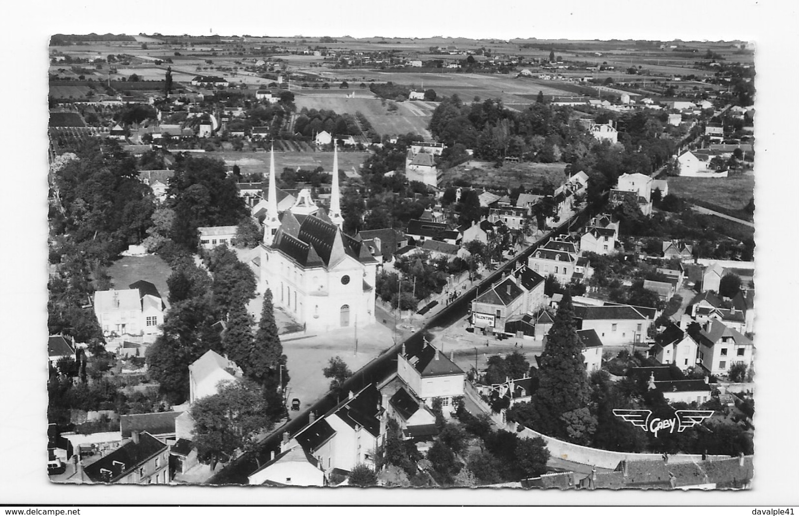 37   SAINT SYMPHORIEN VUE AERIENNE   2 SCANS - Autres & Non Classés