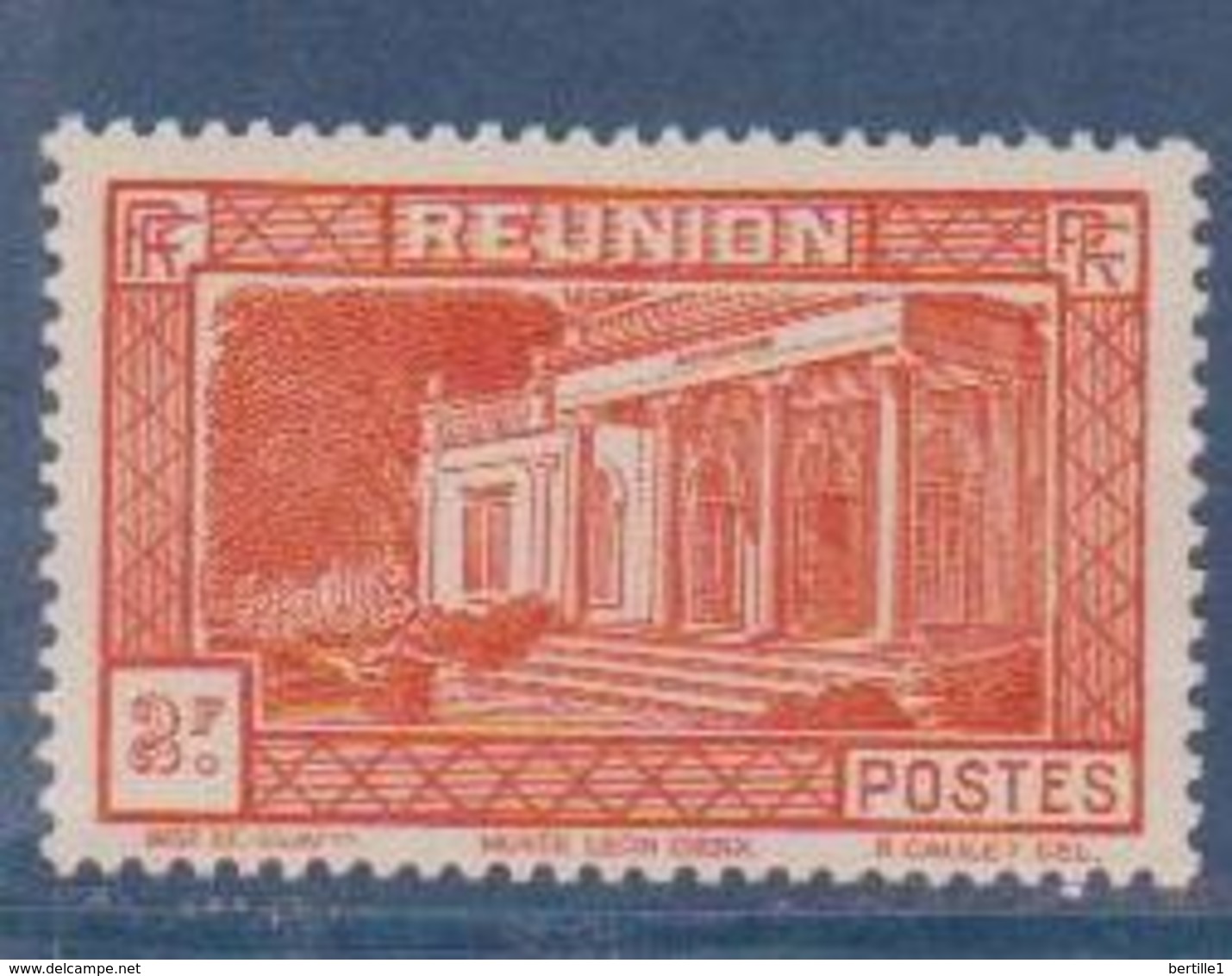 REUNION             N°  YVERT  :   144     NEUF AVEC  CHARNIERES      ( Charn 06   ) - Unused Stamps